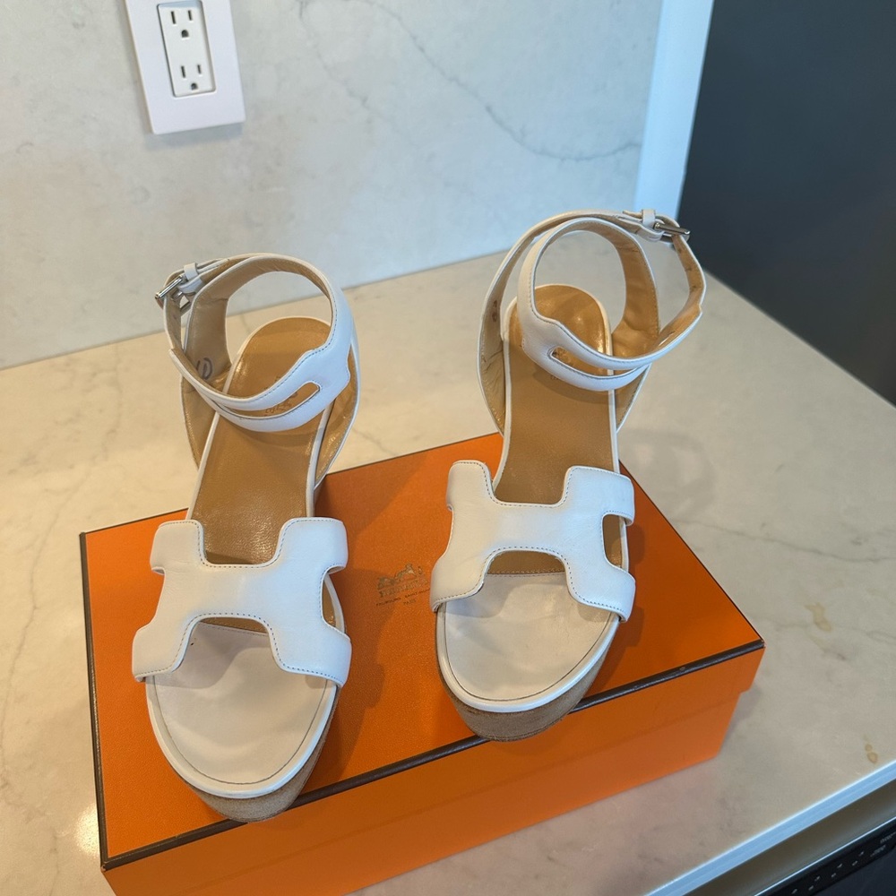 Hermes White Leather Sandals